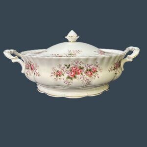 Vintage Royal Albert Lavender Rose Bone China Tureen w/ Lid 1961 Stamp Farmhouse